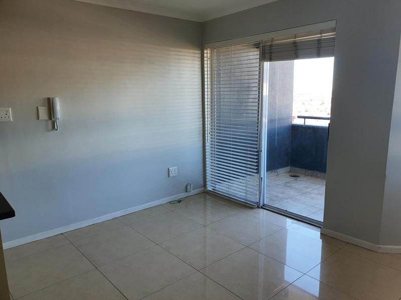 To Let 2 Bedroom Property for Rent in Salt River Western Cape